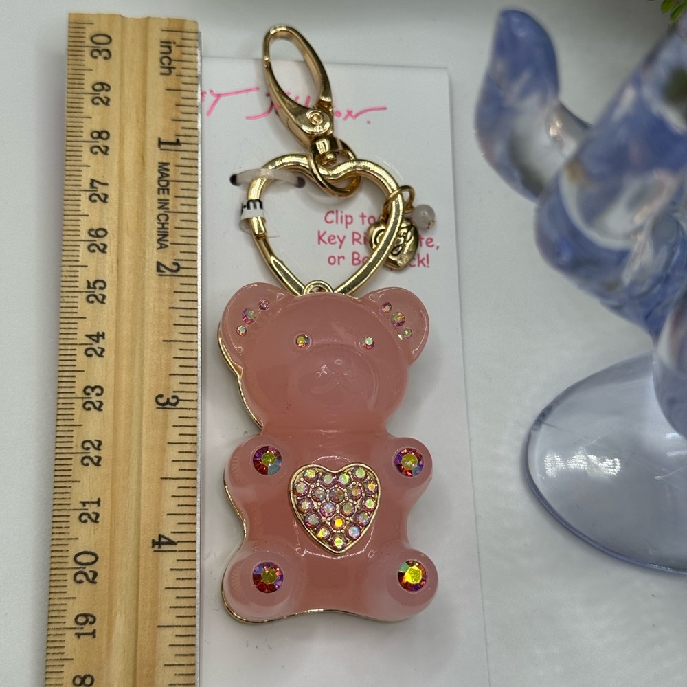 Betsey Johnson Gummy Bear Crystal Heart Handbag Charm Key Ring Clip - Picture 6 of 6